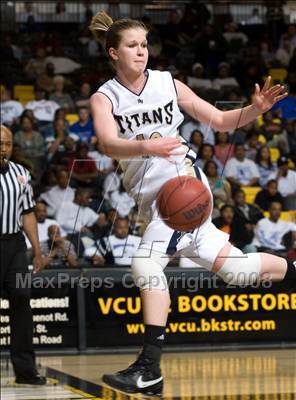 Thumbnail 1 in Waynesboro vs. Hidden Valley (VHSL AA Final) photogallery.