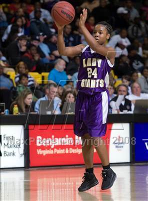 Thumbnail 3 in Waynesboro vs. Hidden Valley (VHSL AA Final) photogallery.