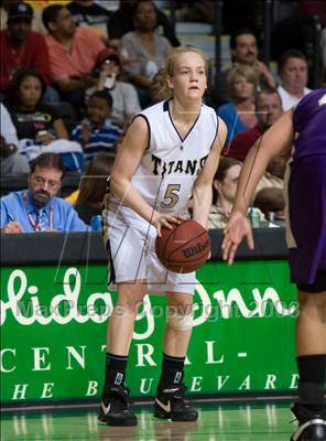 Thumbnail 3 in Waynesboro vs. Hidden Valley (VHSL AA Final) photogallery.