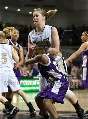 Thumbnail 3 in Waynesboro vs. Hidden Valley (VHSL AA Final) photogallery.