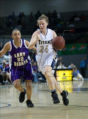 Thumbnail 1 in Waynesboro vs. Hidden Valley (VHSL AA Final) photogallery.