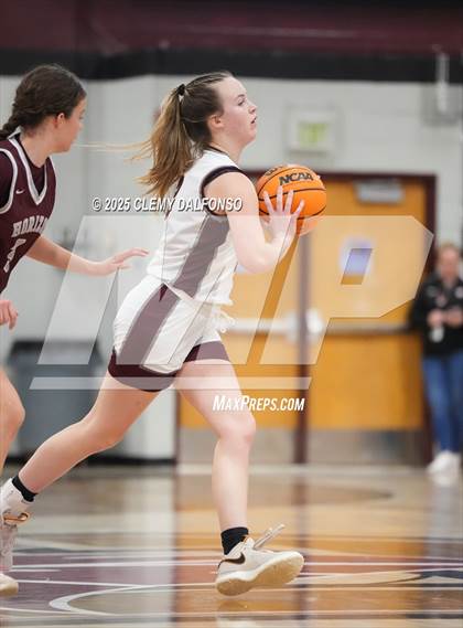 Thumbnail 2 in Horizon vs Chatfield (CHSAA 6A Play-in Round) photogallery.