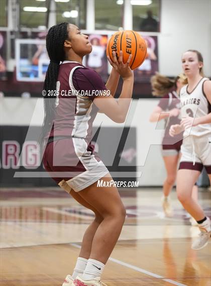 Thumbnail 2 in Horizon vs Chatfield (CHSAA 6A Play-in Round) photogallery.