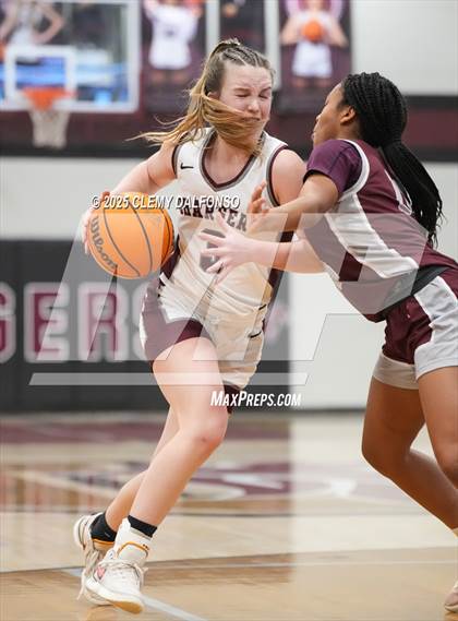 Thumbnail 1 in Horizon vs Chatfield (CHSAA 6A Play-in Round) photogallery.