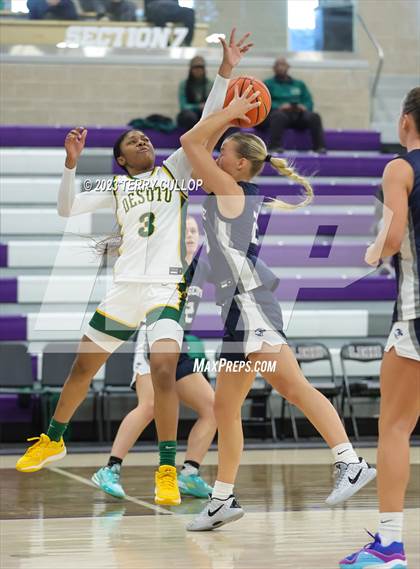Thumbnail 3 in Ridgeline vs. DeSoto (Utah Holiday Hoopfest) photogallery.