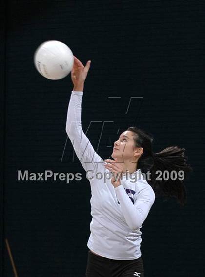 Thumbnail 1 in Salinas vs. Newport Harbor (CIF D1 State Final) photogallery.