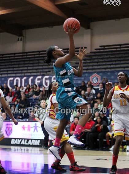 Thumbnail 3 in Berkeley vs. Deer Valley (CIF NCS D1 Final) photogallery.
