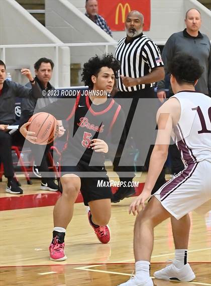 Thumbnail 1 in Deer Park vs. Clear Brook (McDonald's Texas Invitational) photogallery.