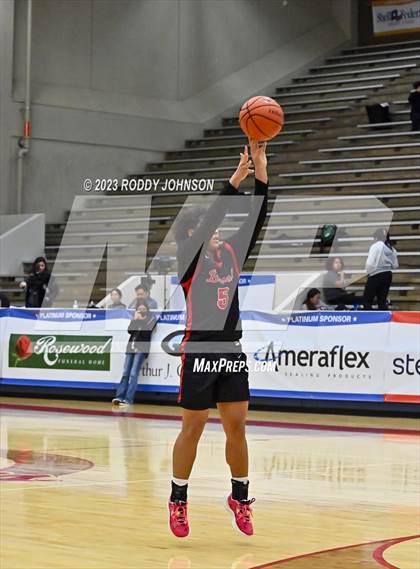 Thumbnail 3 in Deer Park vs. Clear Brook (McDonald's Texas Invitational) photogallery.