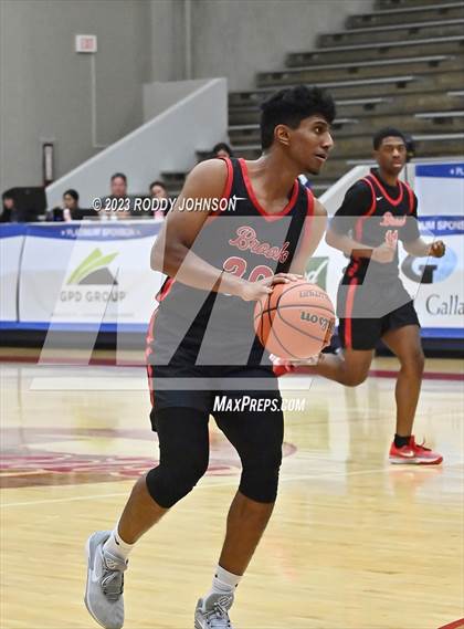 Thumbnail 1 in Deer Park vs. Clear Brook (McDonald's Texas Invitational) photogallery.