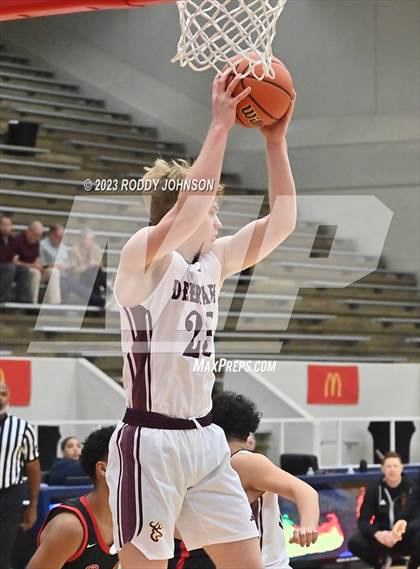 Thumbnail 2 in Deer Park vs. Clear Brook (McDonald's Texas Invitational) photogallery.