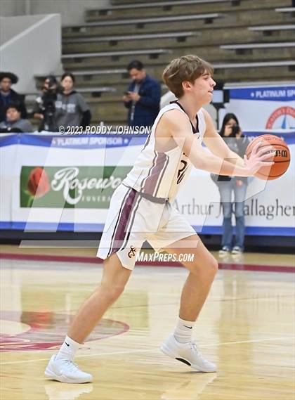 Thumbnail 3 in Deer Park vs. Clear Brook (McDonald's Texas Invitational) photogallery.