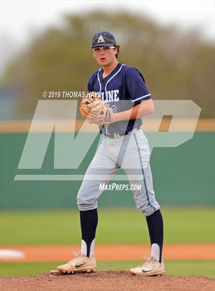 Thumbnail 1 in Airline @ Captain Shreve photogallery.