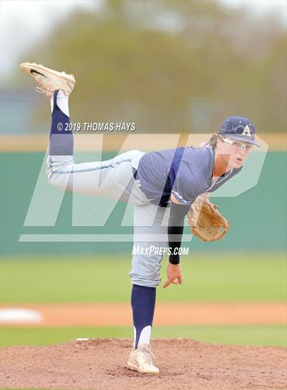 Thumbnail 1 in Airline @ Captain Shreve photogallery.