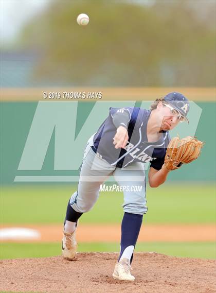 Thumbnail 2 in Airline @ Captain Shreve photogallery.