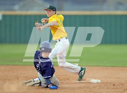 Thumbnail 1 in Airline @ Captain Shreve photogallery.