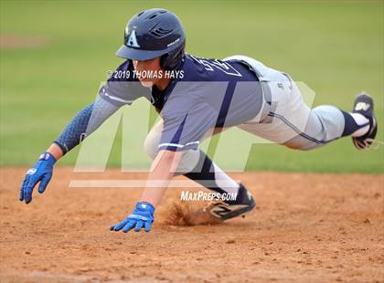 Thumbnail 1 in Airline @ Captain Shreve photogallery.