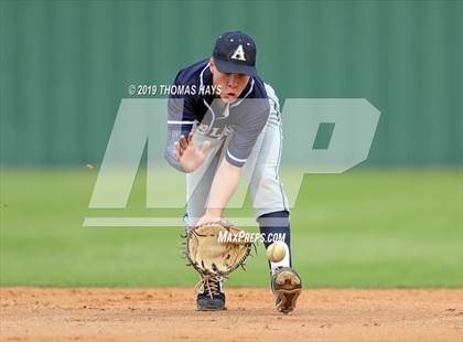 Thumbnail 3 in Airline @ Captain Shreve photogallery.