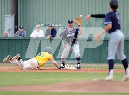 Thumbnail 3 in Airline @ Captain Shreve photogallery.