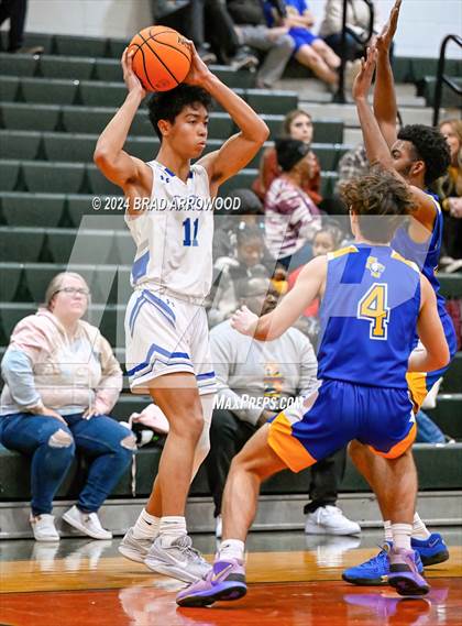 Thumbnail 2 in Christ the King vs SouthLake Christian Academy (East Lincoln Winter Bash) photogallery.