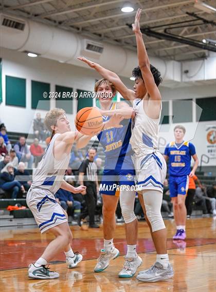 Thumbnail 3 in Christ the King vs SouthLake Christian Academy (East Lincoln Winter Bash) photogallery.