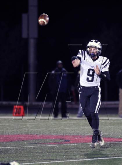 Thumbnail 2 in St. Paul's vs. Archbishop Curley photogallery.