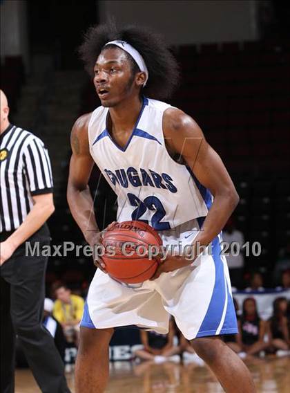 Thumbnail 3 in Newark Memorial vs. Westchester (CIF State D1 Final) photogallery.