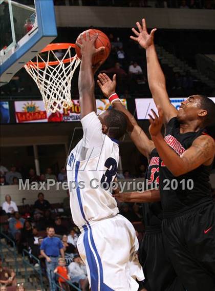 Thumbnail 1 in Newark Memorial vs. Westchester (CIF State D1 Final) photogallery.
