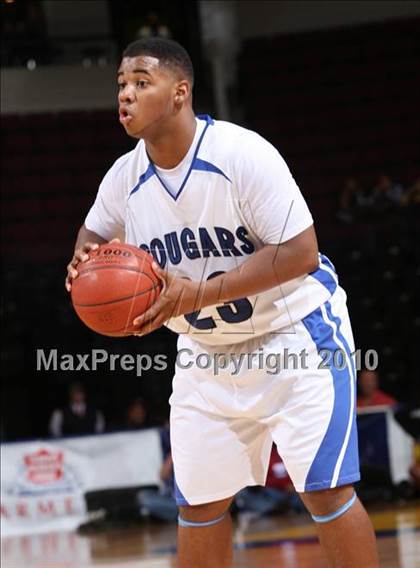 Thumbnail 1 in Newark Memorial vs. Westchester (CIF State D1 Final) photogallery.
