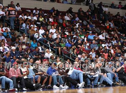 Thumbnail 2 in Newark Memorial vs. Westchester (CIF State D1 Final) photogallery.