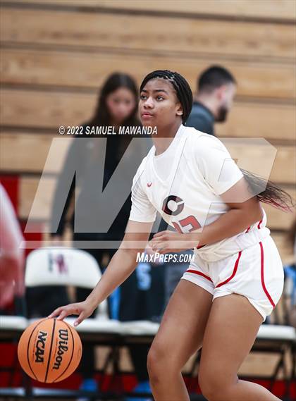 Thumbnail 1 in Clovis North vs Centennial (Harvard-Westlake Invitational Classic) photogallery.