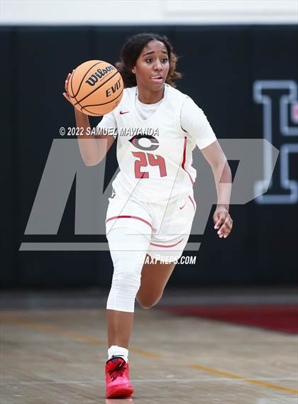 Thumbnail 3 in Clovis North vs Centennial (Harvard-Westlake Invitational Classic) photogallery.
