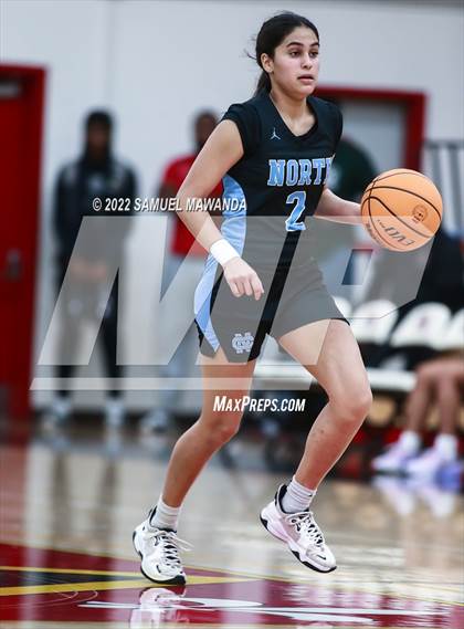 Thumbnail 3 in Clovis North vs Centennial (Harvard-Westlake Invitational Classic) photogallery.