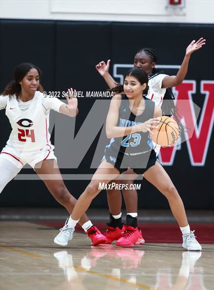 Thumbnail 3 in Clovis North vs Centennial (Harvard-Westlake Invitational Classic) photogallery.