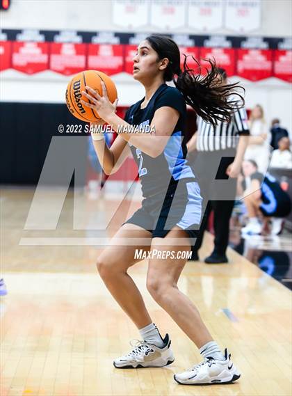 Thumbnail 1 in Clovis North vs Centennial (Harvard-Westlake Invitational Classic) photogallery.