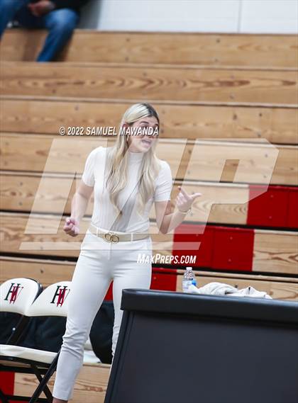 Thumbnail 1 in Clovis North vs Centennial (Harvard-Westlake Invitational Classic) photogallery.