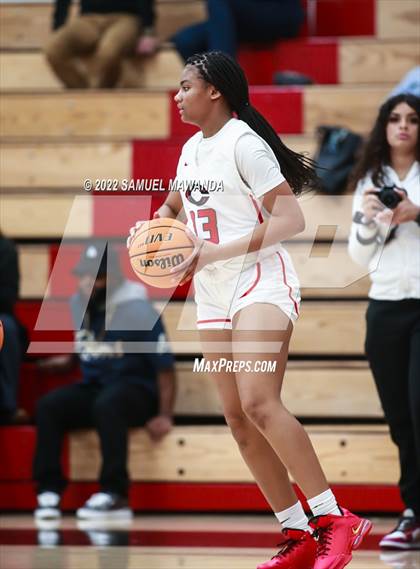 Thumbnail 2 in Clovis North vs Centennial (Harvard-Westlake Invitational Classic) photogallery.