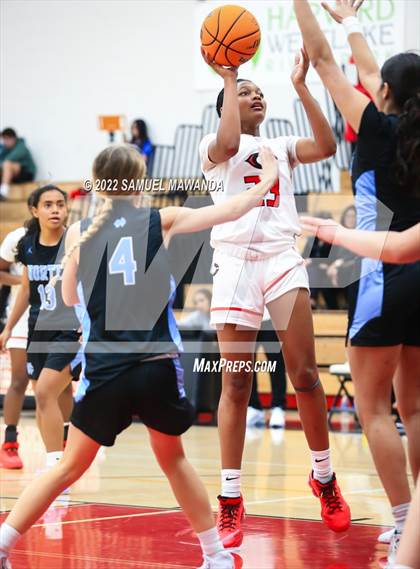 Thumbnail 3 in Clovis North vs Centennial (Harvard-Westlake Invitational Classic) photogallery.