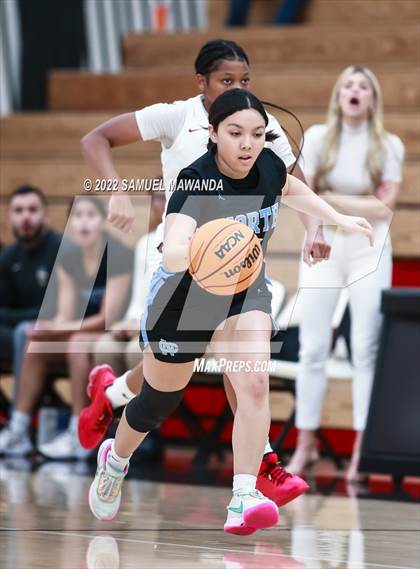 Thumbnail 1 in Clovis North vs Centennial (Harvard-Westlake Invitational Classic) photogallery.
