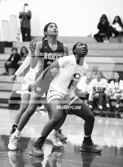 Thumbnail 2 in Clovis North vs Centennial (Harvard-Westlake Invitational Classic) photogallery.