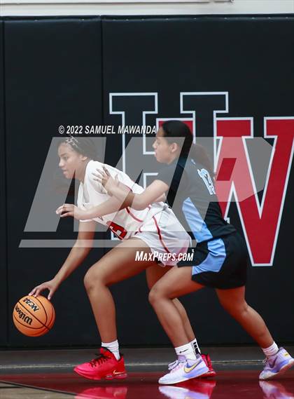 Thumbnail 1 in Clovis North vs Centennial (Harvard-Westlake Invitational Classic) photogallery.