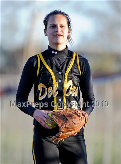 Thumbnail 1 in Whitney vs Del Oro (Victory Pre-Season Tournament) photogallery.