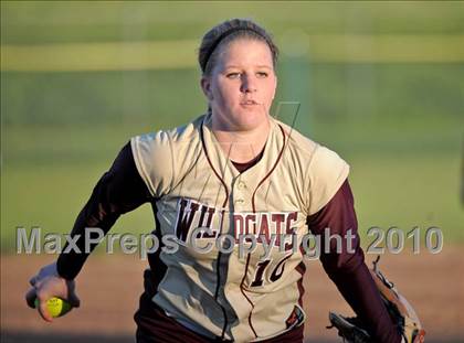 Thumbnail 3 in Whitney vs Del Oro (Victory Pre-Season Tournament) photogallery.