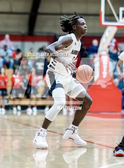 Thumbnail 2 in Hammond Morton vs. Hammond Central (IHSAA 4A S1 Round 2) photogallery.