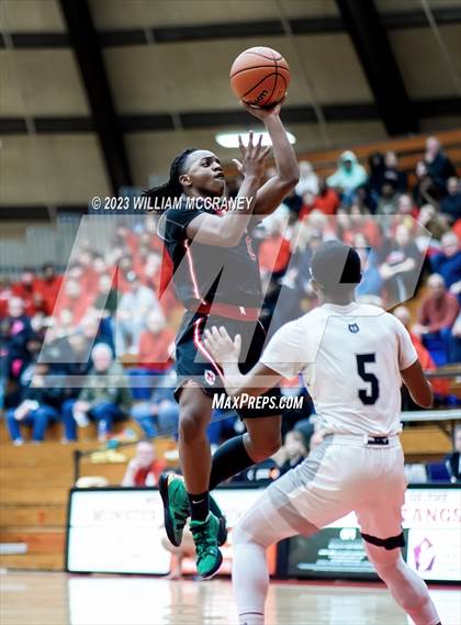 Thumbnail 1 in Hammond Morton vs. Hammond Central (IHSAA 4A S1 Round 2) photogallery.