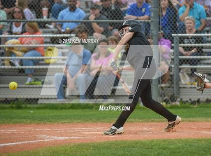 Thumbnail 3 in Klein Oak vs Klein photogallery.