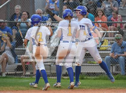 Thumbnail 3 in Klein Oak vs Klein photogallery.