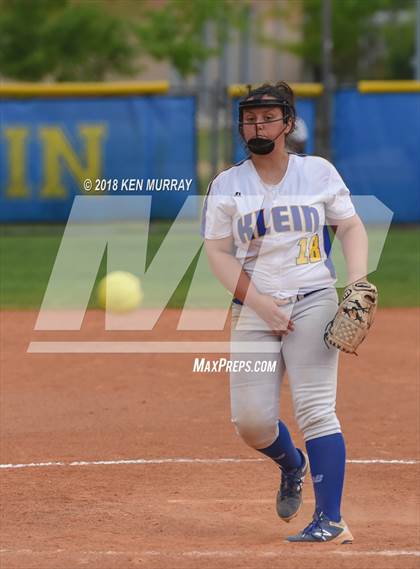 Thumbnail 3 in Klein Oak vs Klein photogallery.