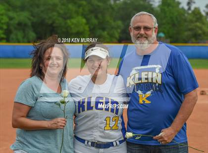 Thumbnail 2 in Klein Oak vs Klein photogallery.