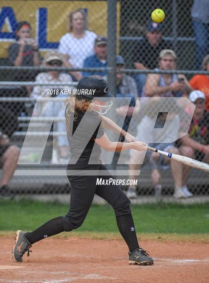 Thumbnail 3 in Klein Oak vs Klein photogallery.